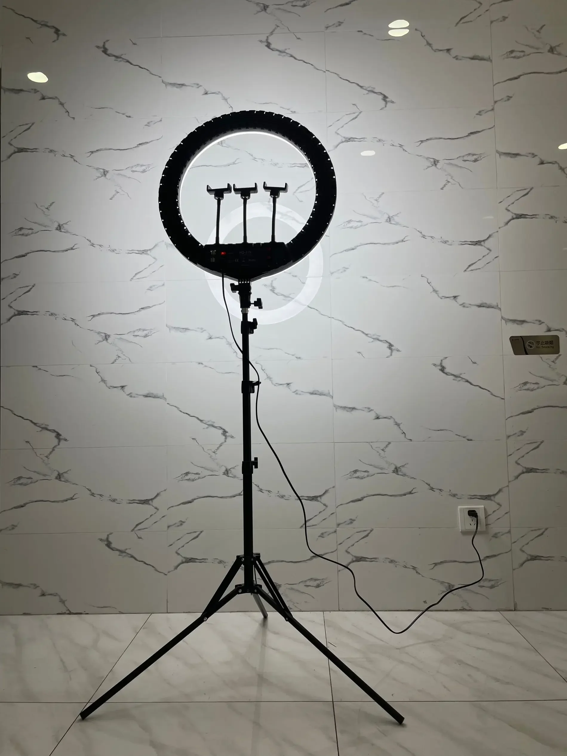 HQ-21n 21 Inch LED Ring Light  - Photography Lighting Lamp avis et prix